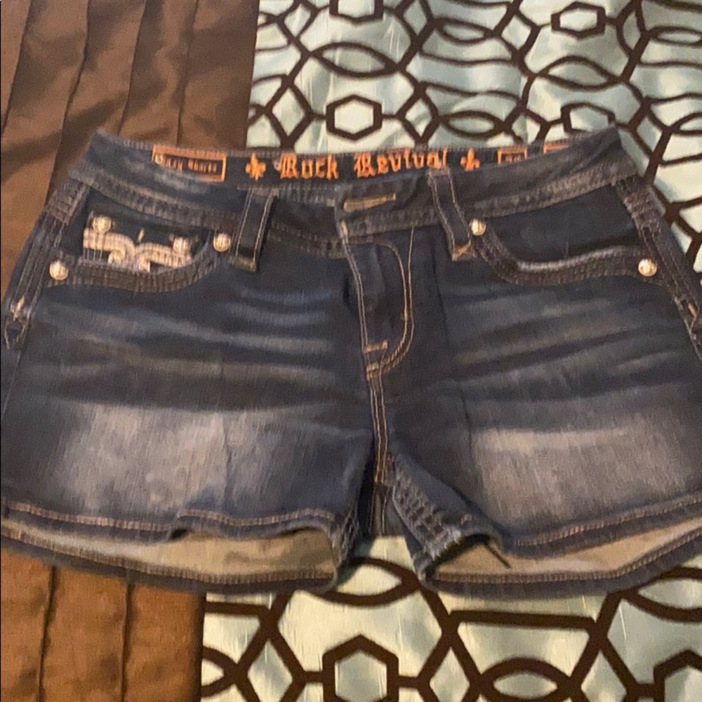 Rock revival jean shorts